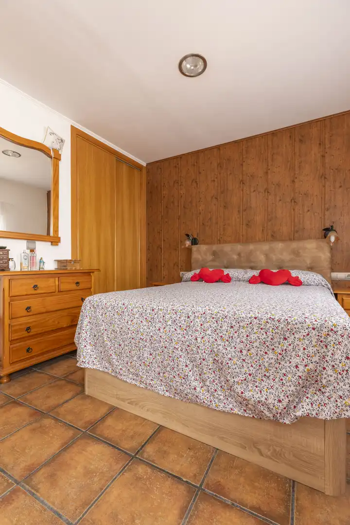Dormitori de Casa adosada en venda en Moncada amb Aire condicionat, Calefacció i Terrassa