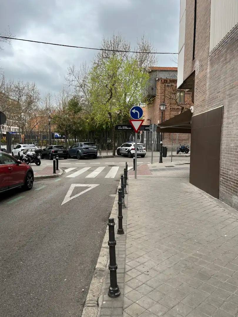 Exterior view of Garage for sale in Madrid