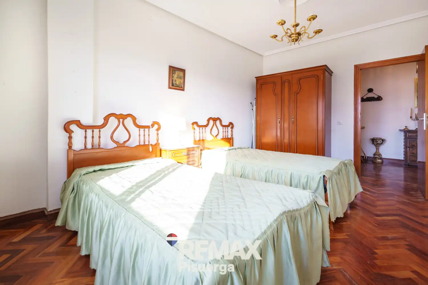 Dormitori de Casa o xalet en venda en Venta de Baños amb Jardí privat, Terrassa i Traster