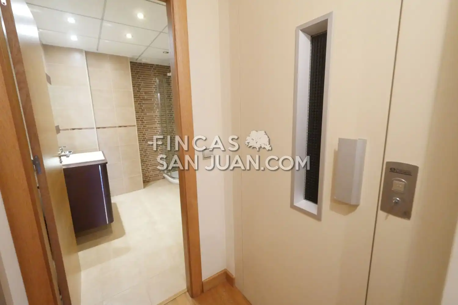 Casa o xalet en venda en Orihuela amb Jardí privat, Terrassa i Traster