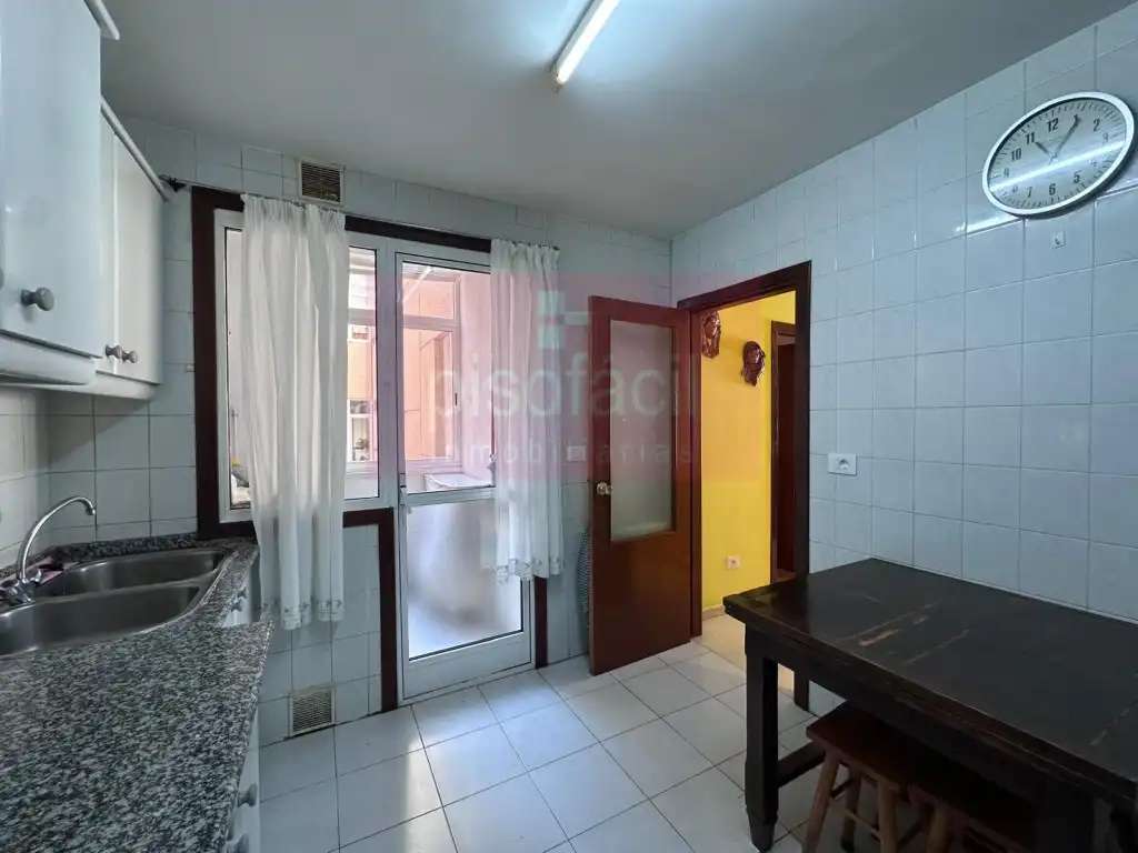 Kitchen of Flat for sale in Lugo