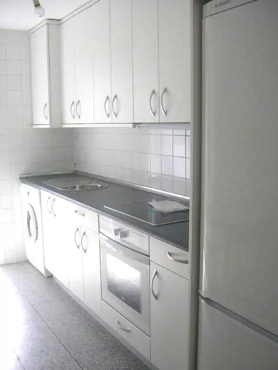 Cocina de Piso de alquiler en Zaragoza con Calefacción, Amueblado y Horno