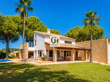 Chalet con piscina en venta en Cap Martí - El Tossalet - Pinomar