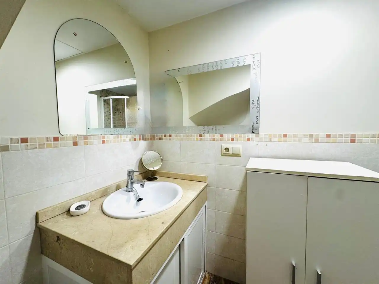 Bathroom of Houses for sale in Finestrat  with Air Conditioner, Private garden and Swimming Pool