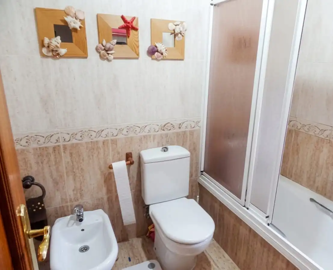 Baño de Casa adosada en venta en Algete con Aire acondicionado, Calefacción y Jardín privado