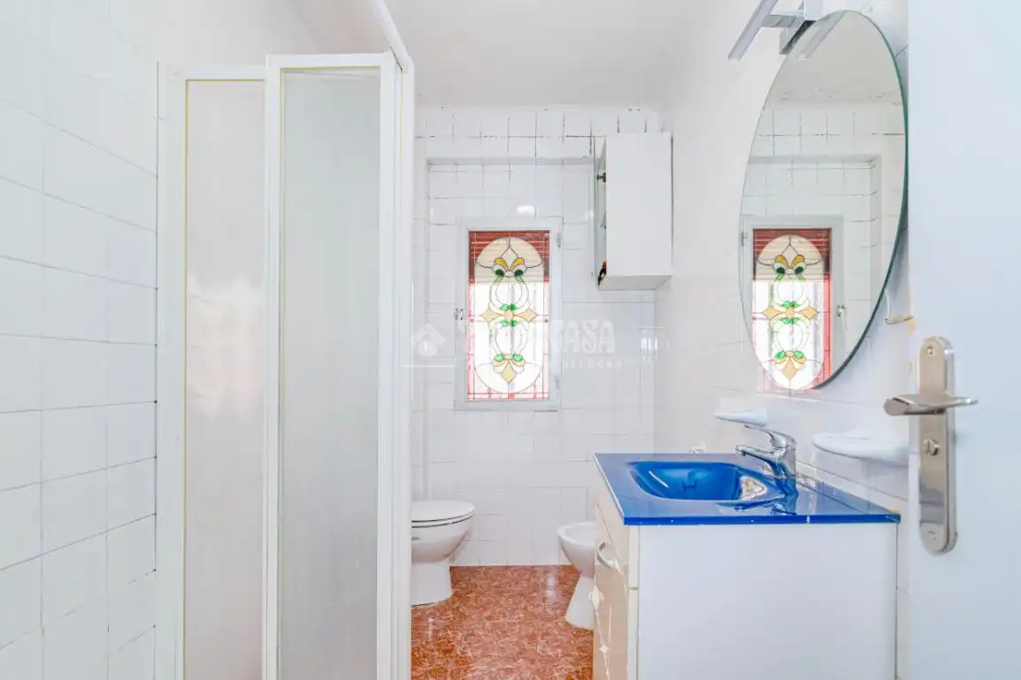 Baño de Piso en venta en Granada con Aire acondicionado y Balcón