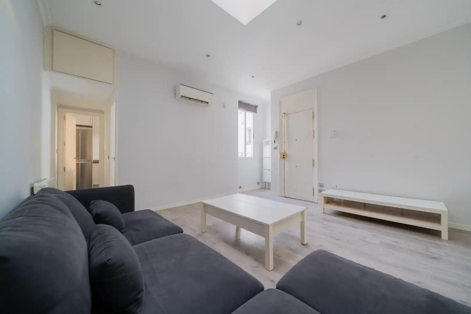 Flat for sale in Calle de Viriato, imagen 3