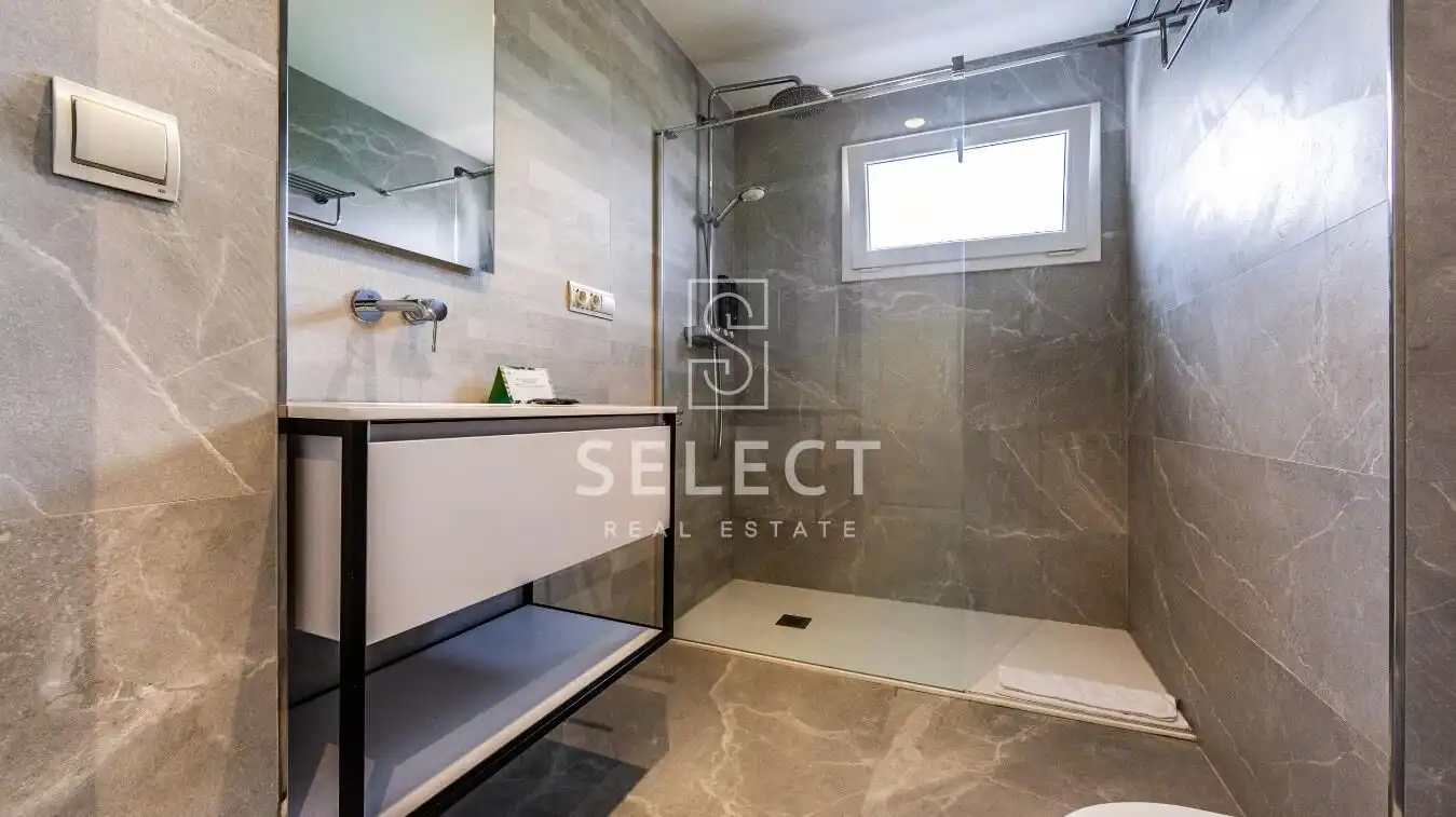 Baño de Apartamento en venta en Motril con Calefacción, Terraza y Amueblado