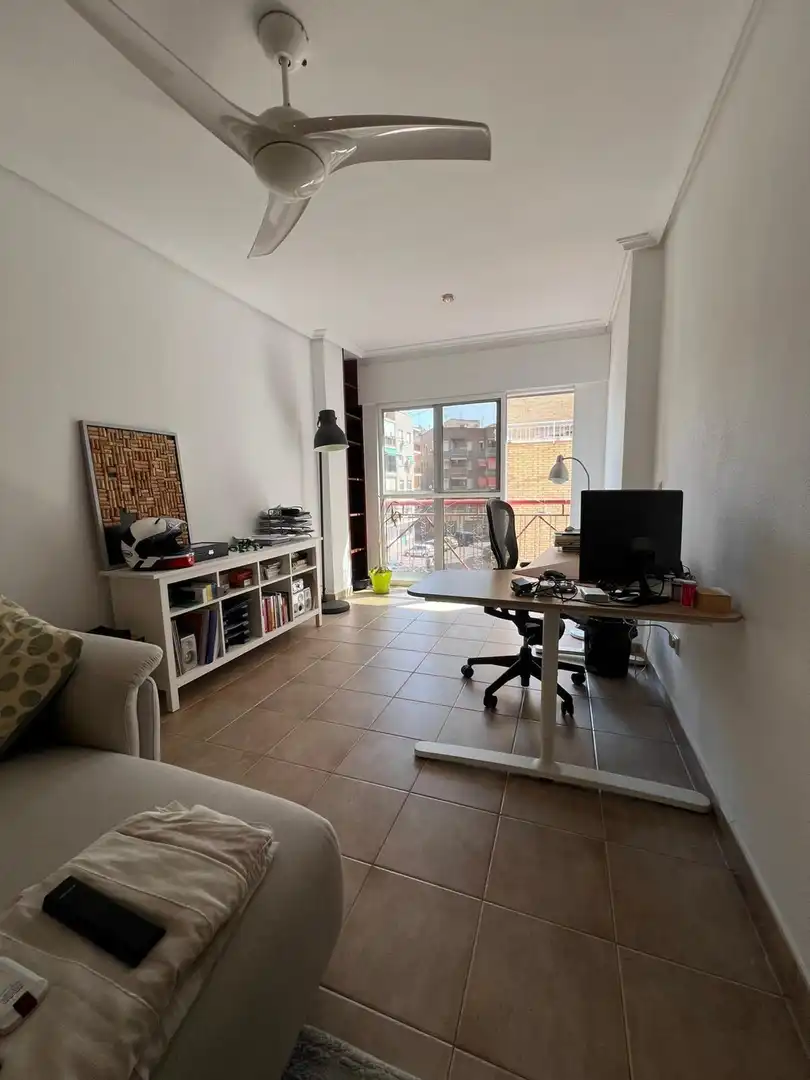 Piso con terraza en venta en CAPUCHINOS 12