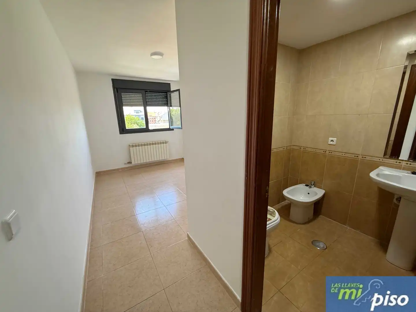 Piso en venta en Santovenia de Pisuerga con Calefacción, Terraza y Trastero