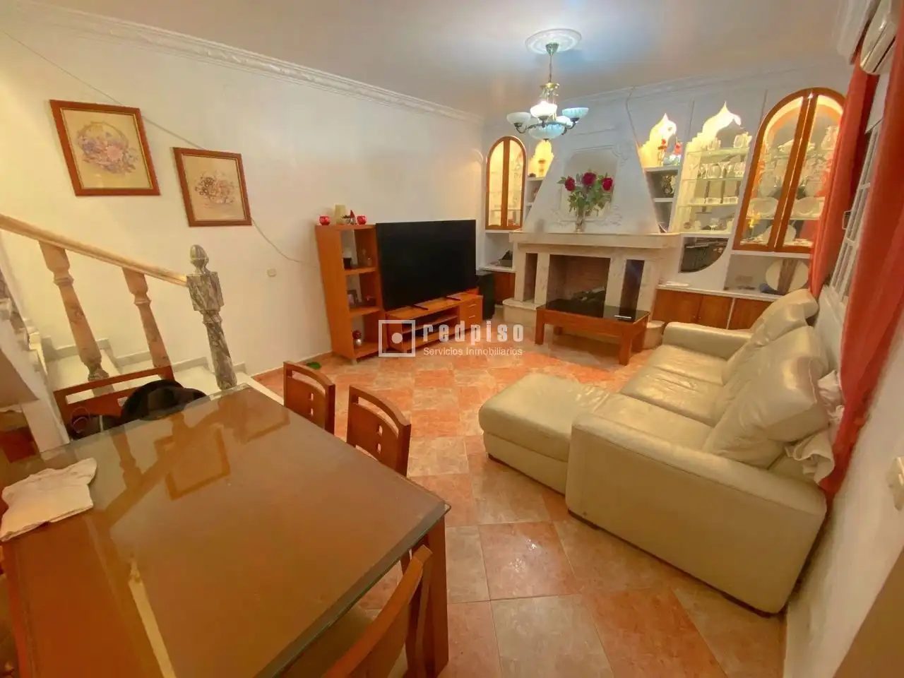 Sala d'estar de Casa o xalet en venda en Málaga amb Aire condicionat, Calefacció i Terrassa