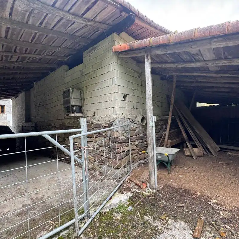 Finca rústica en venta en Berrobi con Calefacción, Jardín privado y Trastero