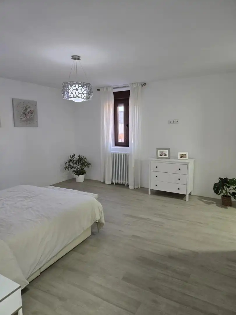 Dormitori de Casa o xalet en venda en Villalbilla amb Aire condicionat, Calefacció i Jardí privat