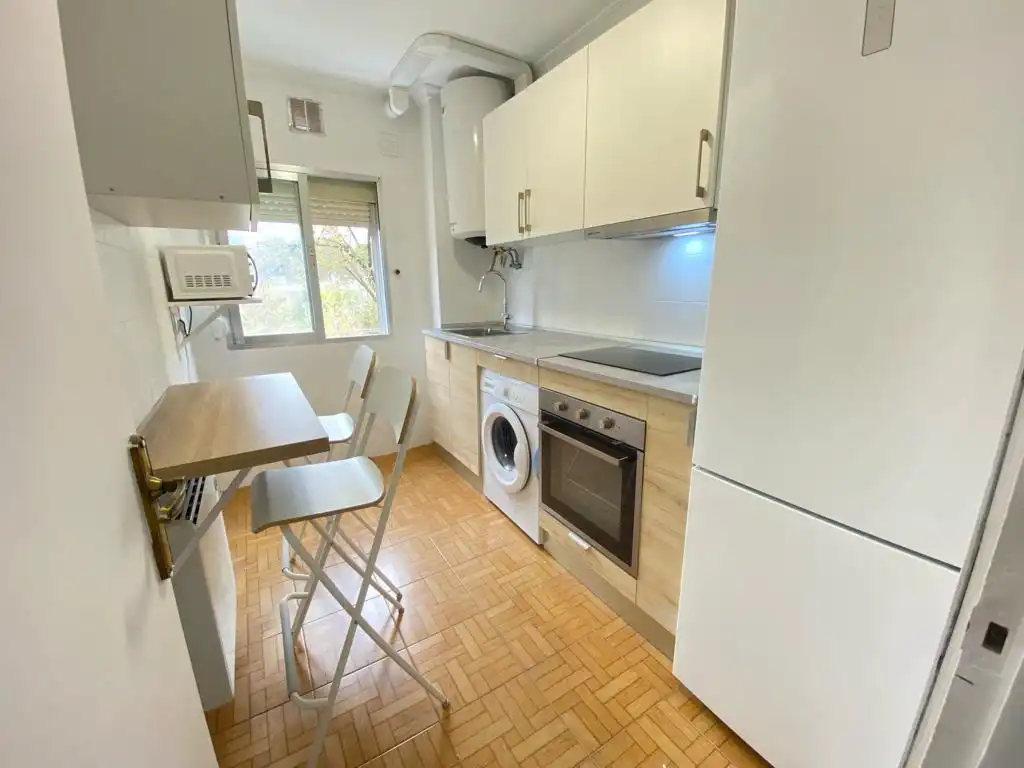 Küche von Wohnung zur Miete in Madrid mit Heizung und Möbliert