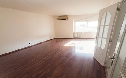 Living room of Flat for sale in Tordera  with Heating, Parquet flooring and Oven