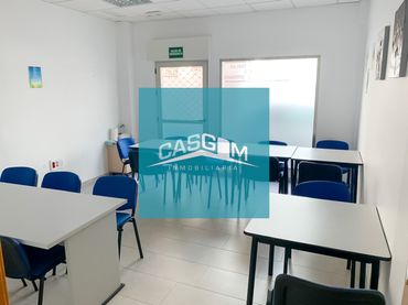 Local comercial en venta en Isla Chica
