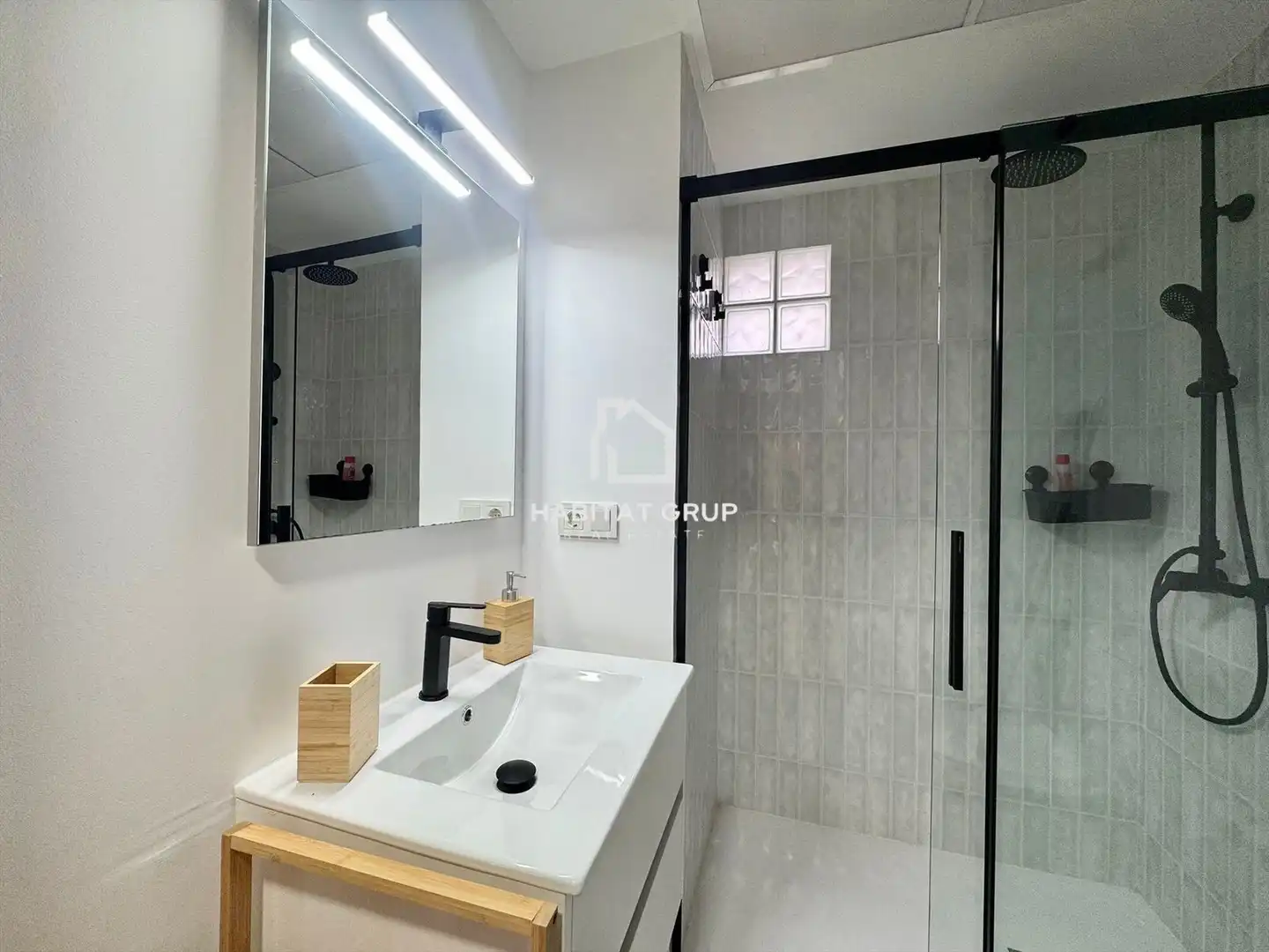 Bathroom of Flat for rent in Sant Antoni de Portmany  with Air Conditioner, Heating and Terrace