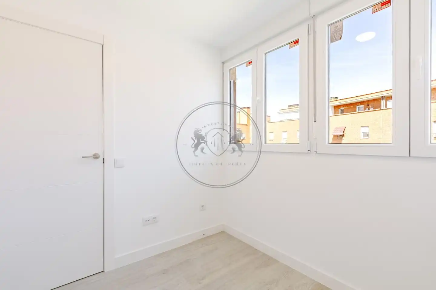 Habitación de Piso en venta en Madrid con Aire acondicionado y Alarma