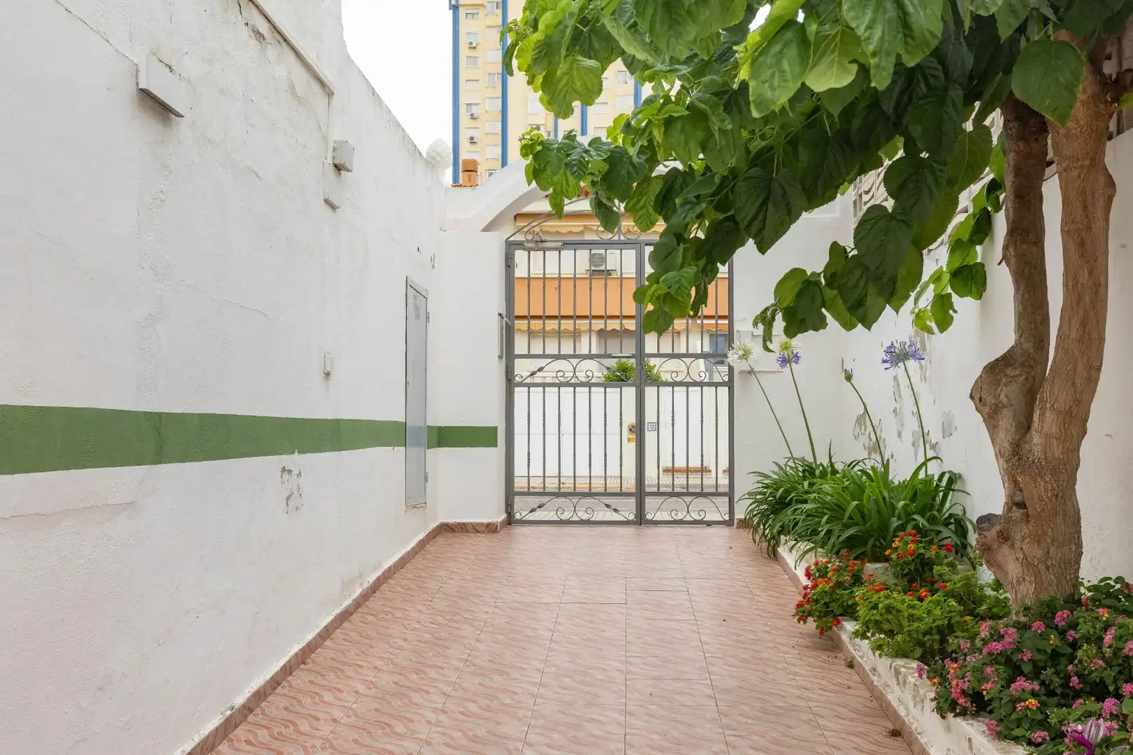 Exterior view of Flat for sale in Gandia  with Air Conditioner, Heating and Terrace