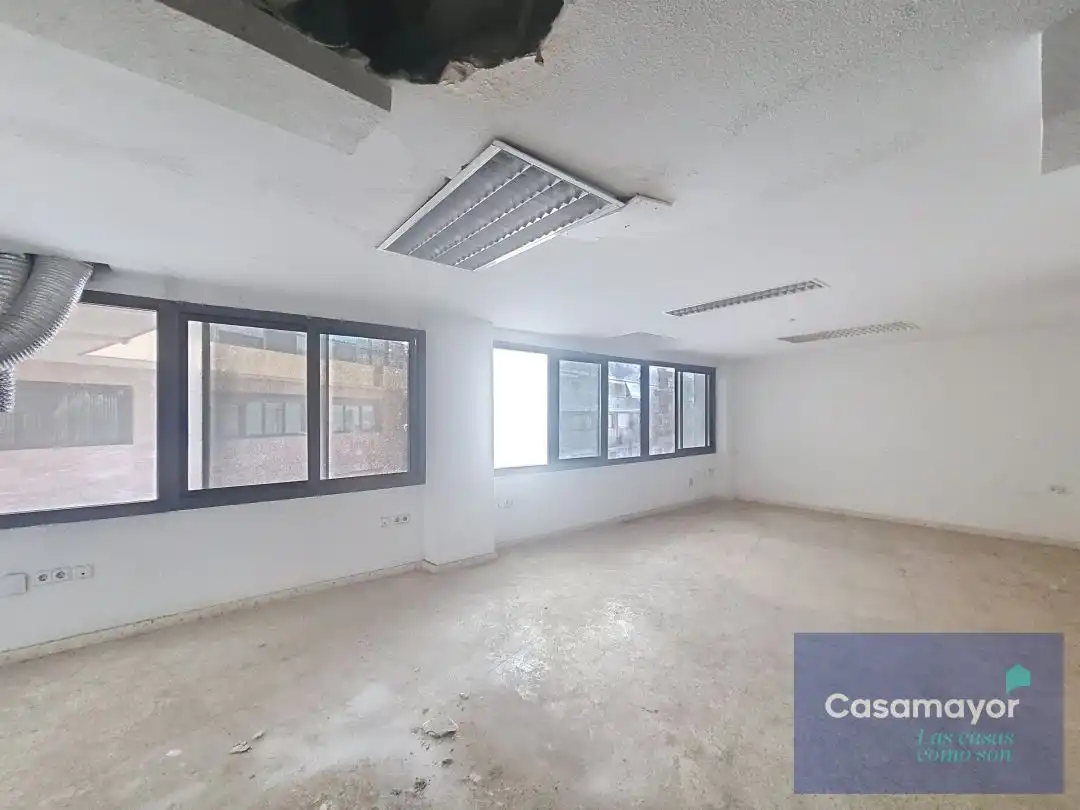 Office space with lift for sale in Carrer Arquebisbe Loaces, imagen 5