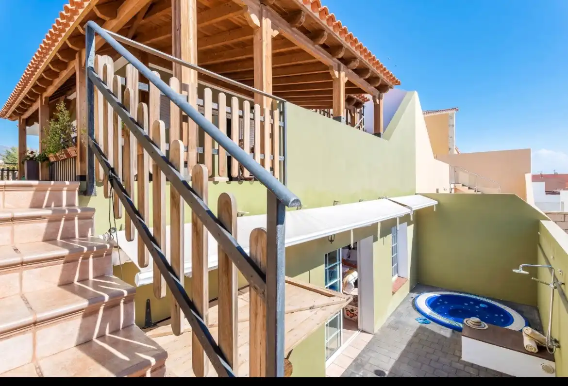 Houses for sale in Calle Amapola, El Médano