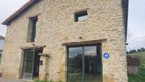 Vista exterior de Casa o xalet en venda en Meruelo amb Calefacció i Jardí privat