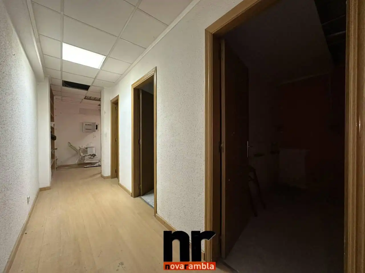 Gewerbefläche zum Verkauf in Calle Monturiol, imagen 17