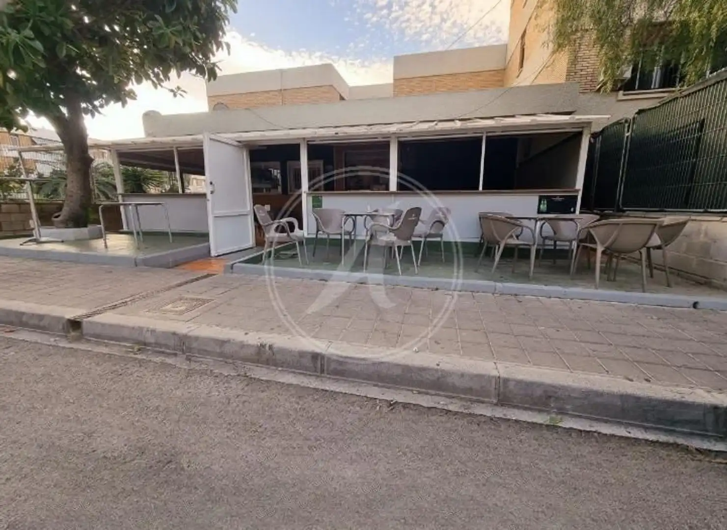 Local comercial en venda a Calle del Pintor Astorza y Triay, imagen 3