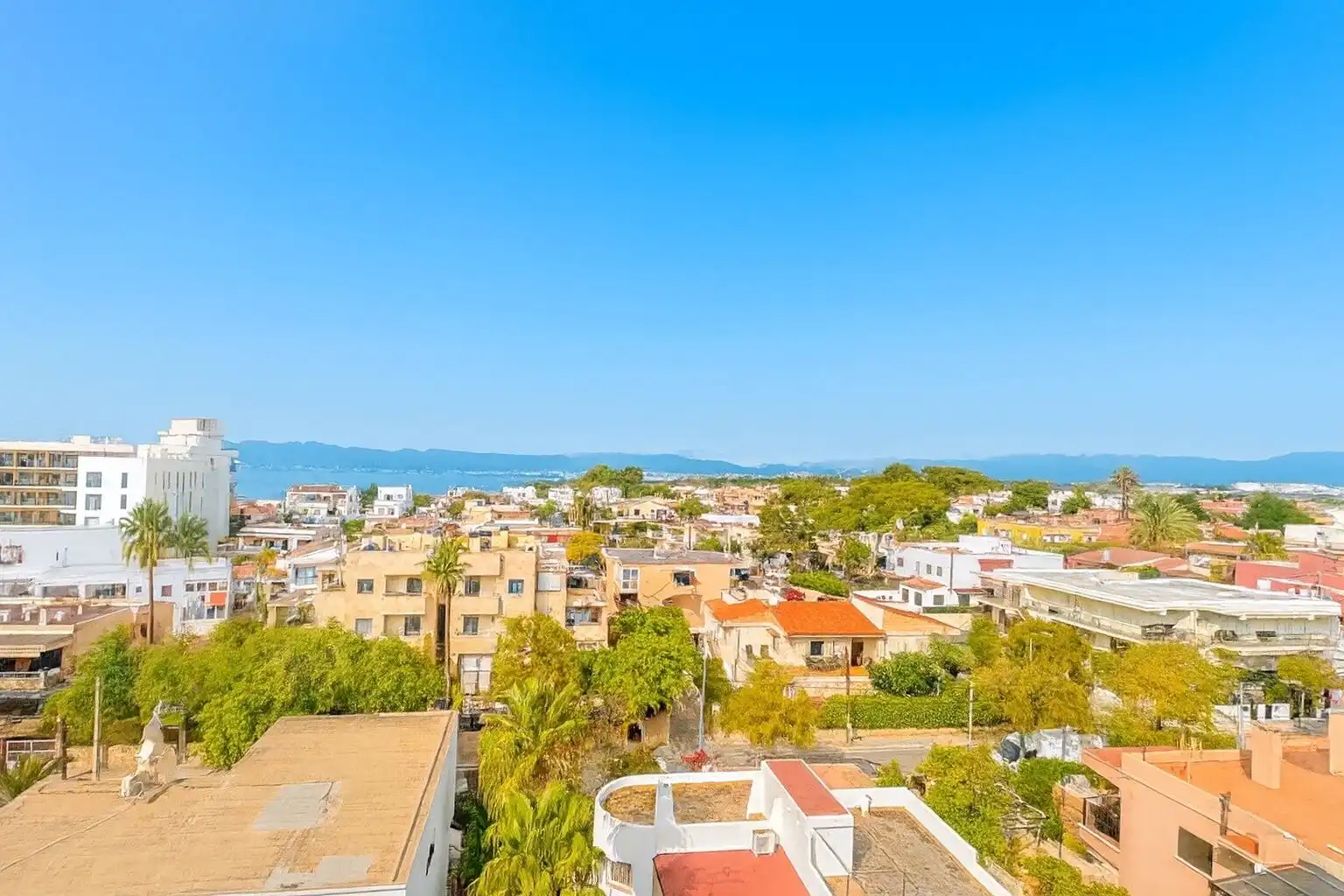 Vista exterior de Àtic en venda en  Palma de Mallorca amb Aire condicionat, Terrassa i Traster