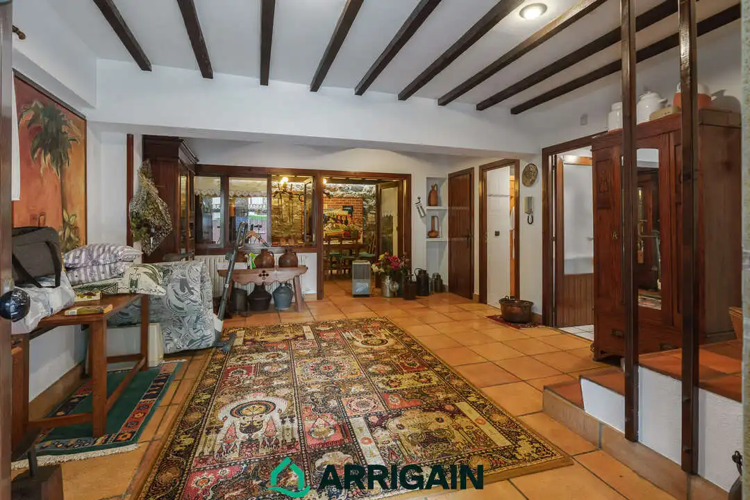Casa o chalet en venta en Irun  con Calefacción, Jardín privado y Terraza