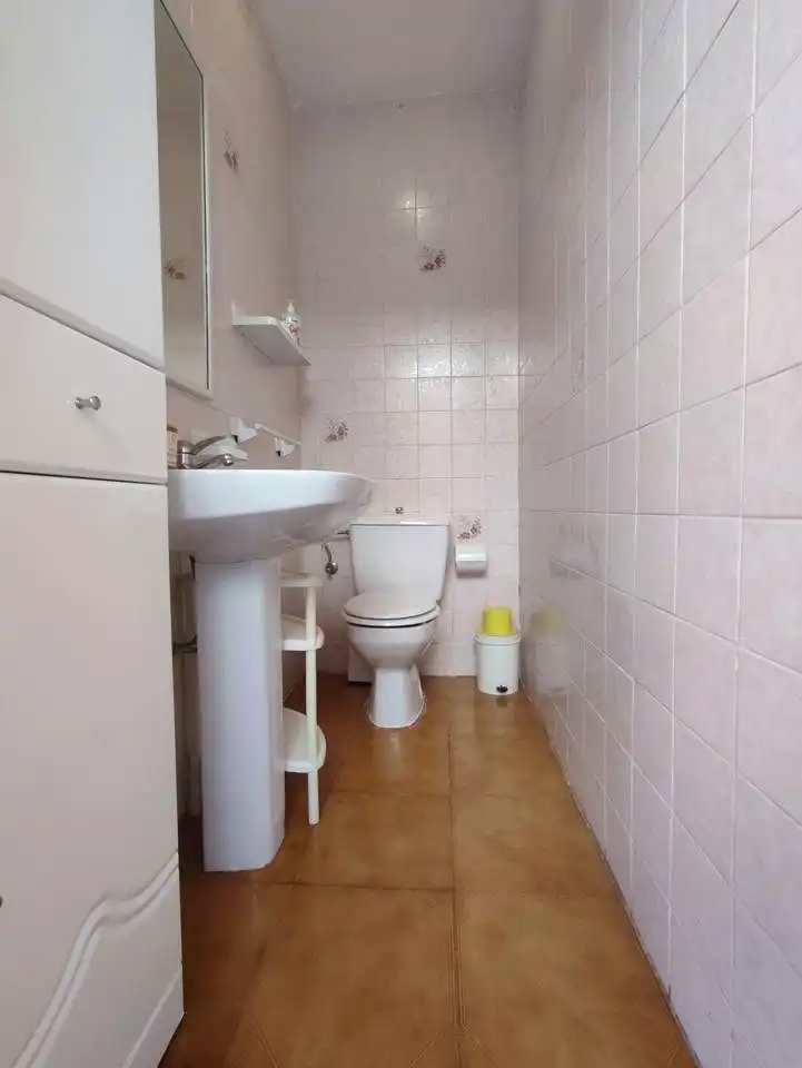 Bany de Casa o xalet en venda en San Pedro del Pinatar amb Aire condicionat, Jardí privat i Terrassa