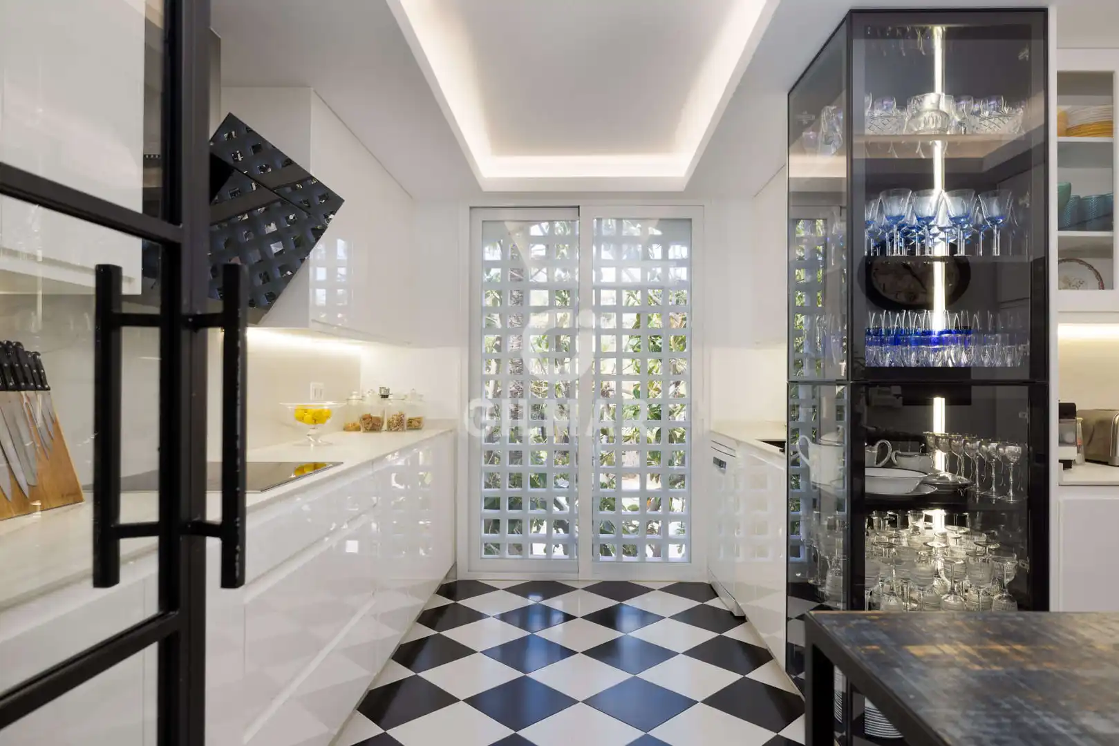Küche von Maisonette zum Verkauf in Estepona mit Heizung, Abstellraum und Balkon