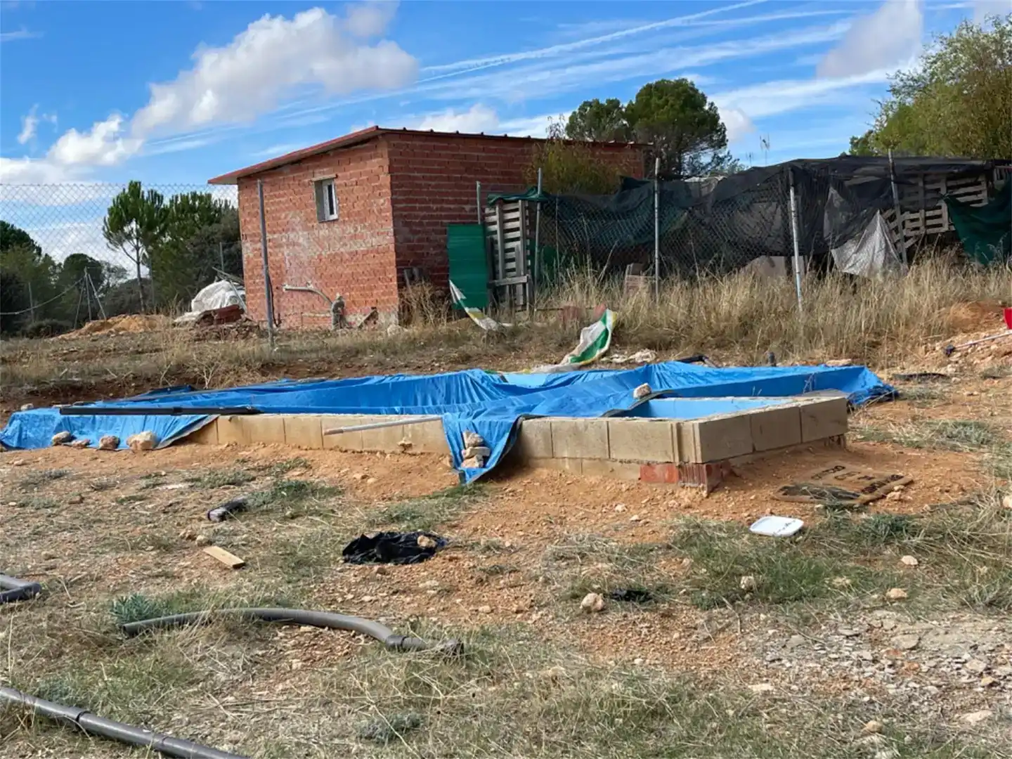 Planta baja en venta en Villar de Cañas con Piscina