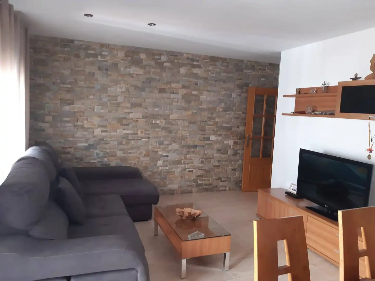 Sala d'estar de Pis de lloguer en Vinaròs amb Aire condicionat, Moblat i Forn