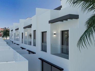 Maison mitoyenne avec balcon à vendre à Las Lagunas