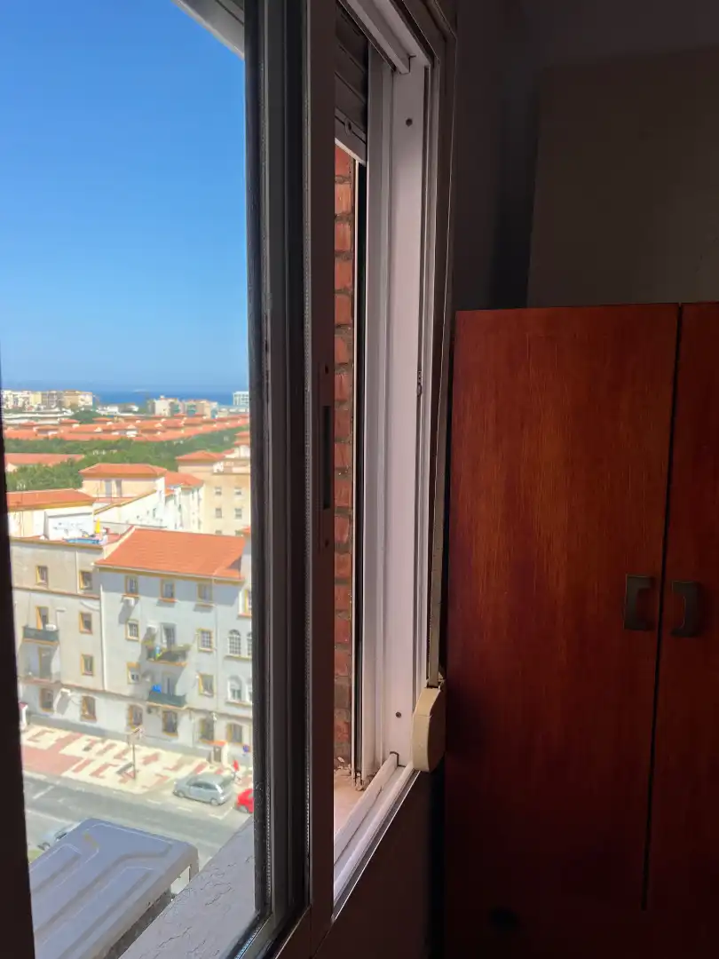 Flat for rent in Calle Héroe de Sostoa, 194, La Luz - El Torcal