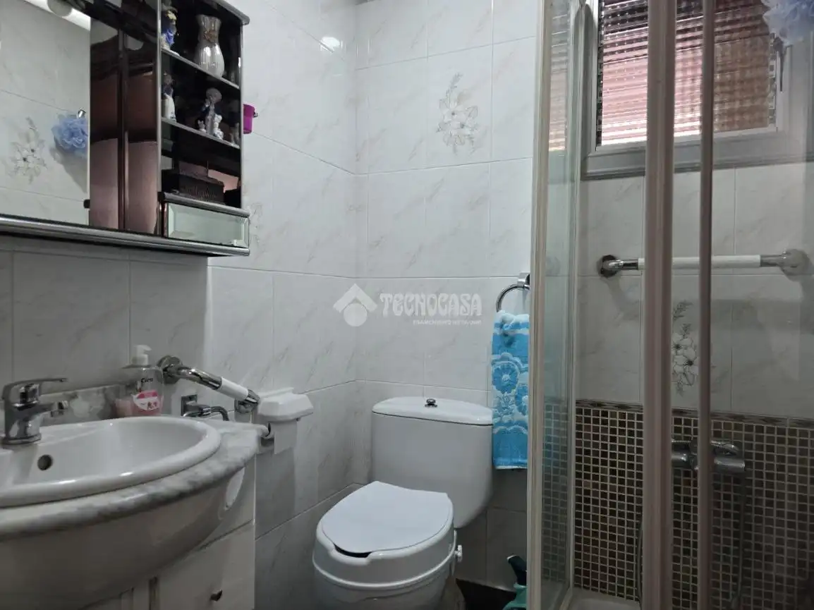 Baño de Piso en venta en Barcelona con Balcón