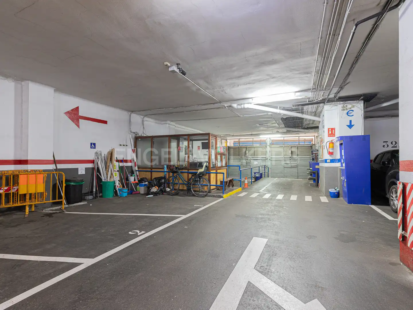 Parkplatz von Geschaftsraum zur Miete in Barcelona
