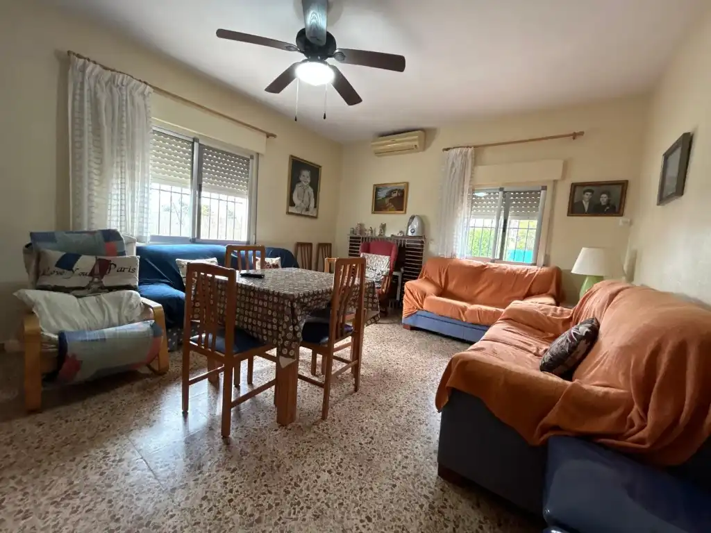 Sala d'estar de Finca rústica en venda en Sagunto / Sagunt