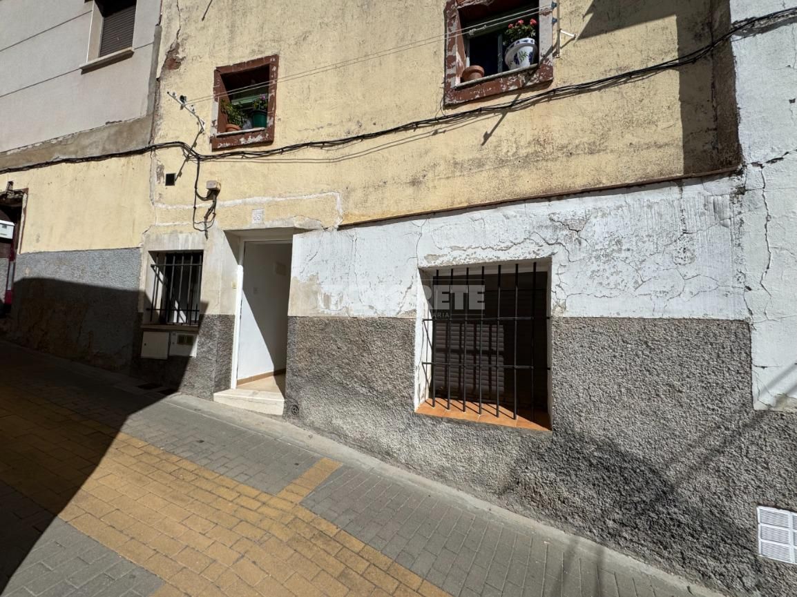 Exterior view of Single-family semi-detached for sale in Cogolludo