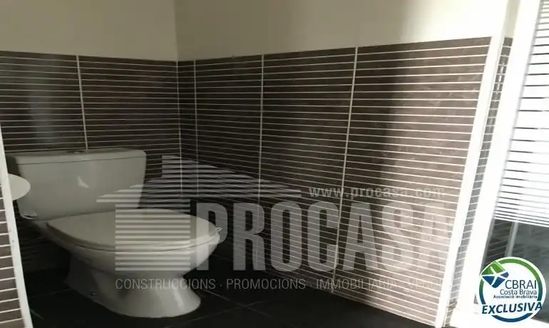 Bany de Casa o xalet en venda en Roses amb Aire condicionat, Calefacció i Terrassa