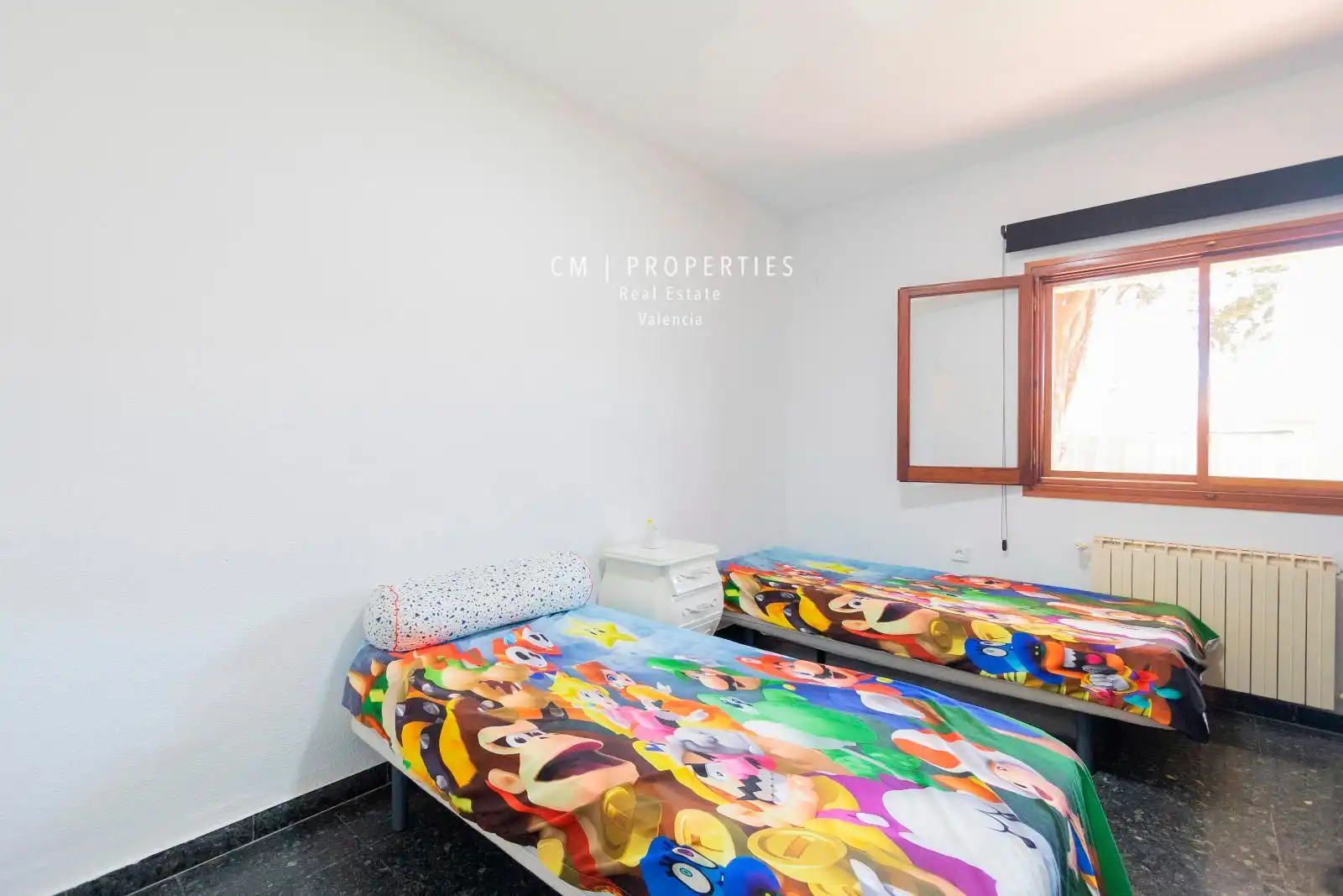 Habitación de Casa o chalet en venta en Paterna con Aire acondicionado, Calefacción y Piscina