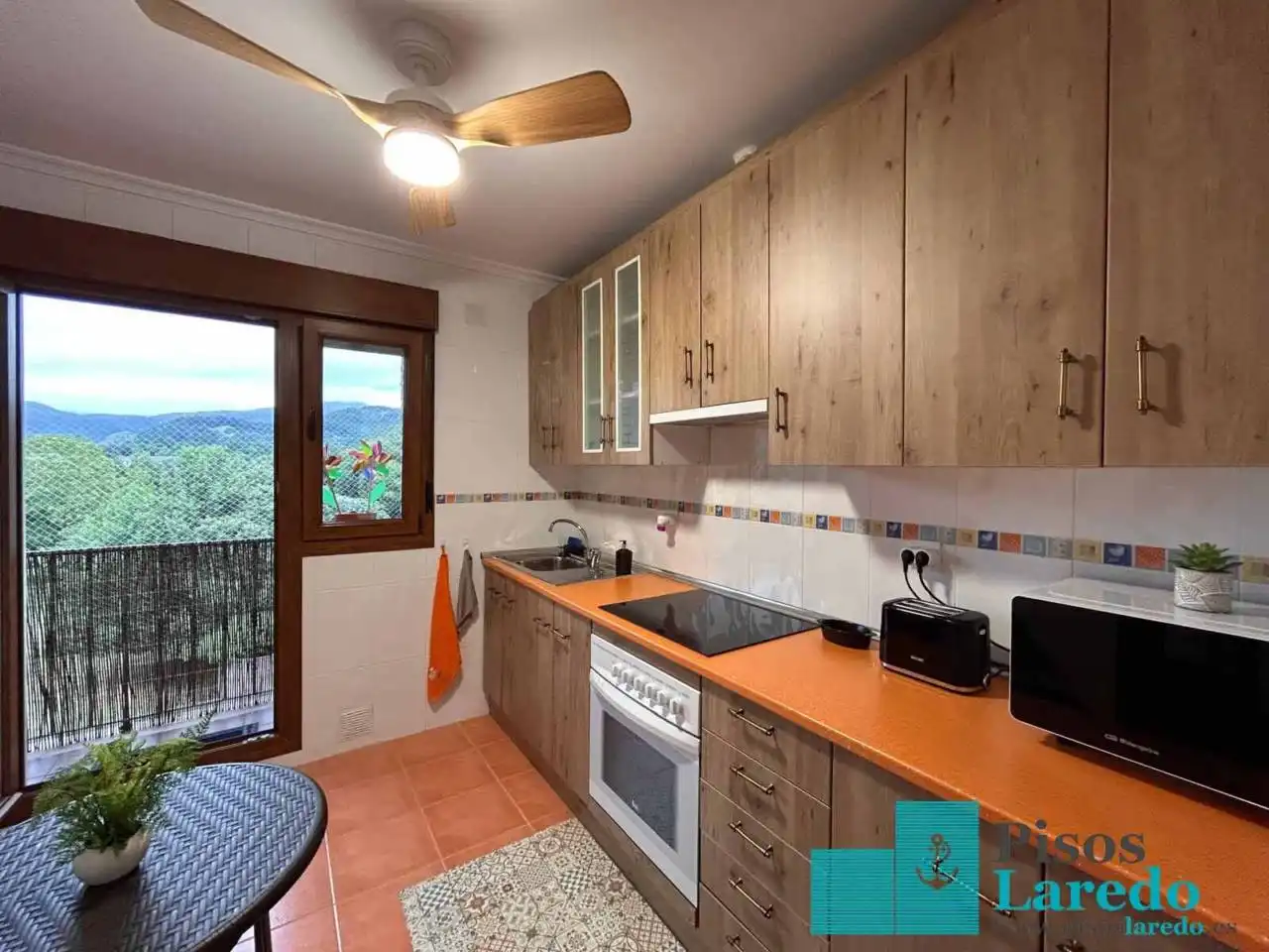 Flat for rent in Calle Badames, 27, Voto
