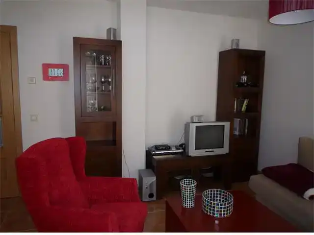 Living room of Flat for rent in Hontanares de Eresma  with Parquet flooring, Furnished and Oven