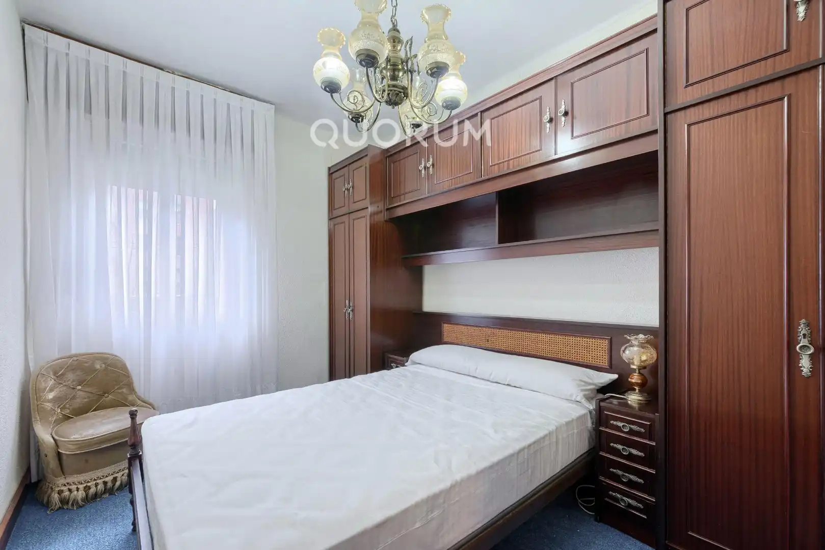 Habitación de Piso en venta en Basauri  con Calefacción, Trastero y Amueblado