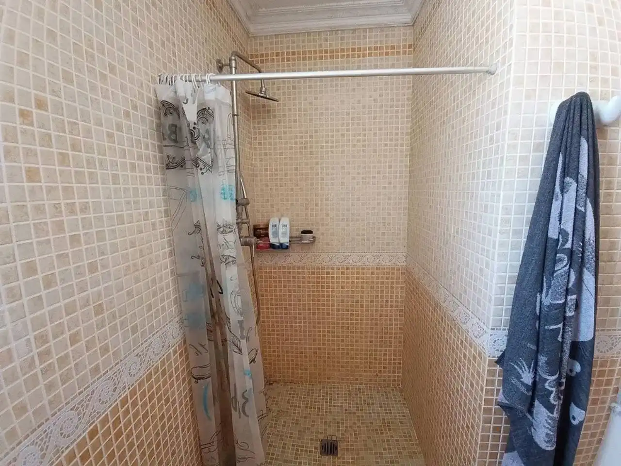 Baño de Casa adosada en venta en Vilallonga / Villalonga con Terraza y Amueblado