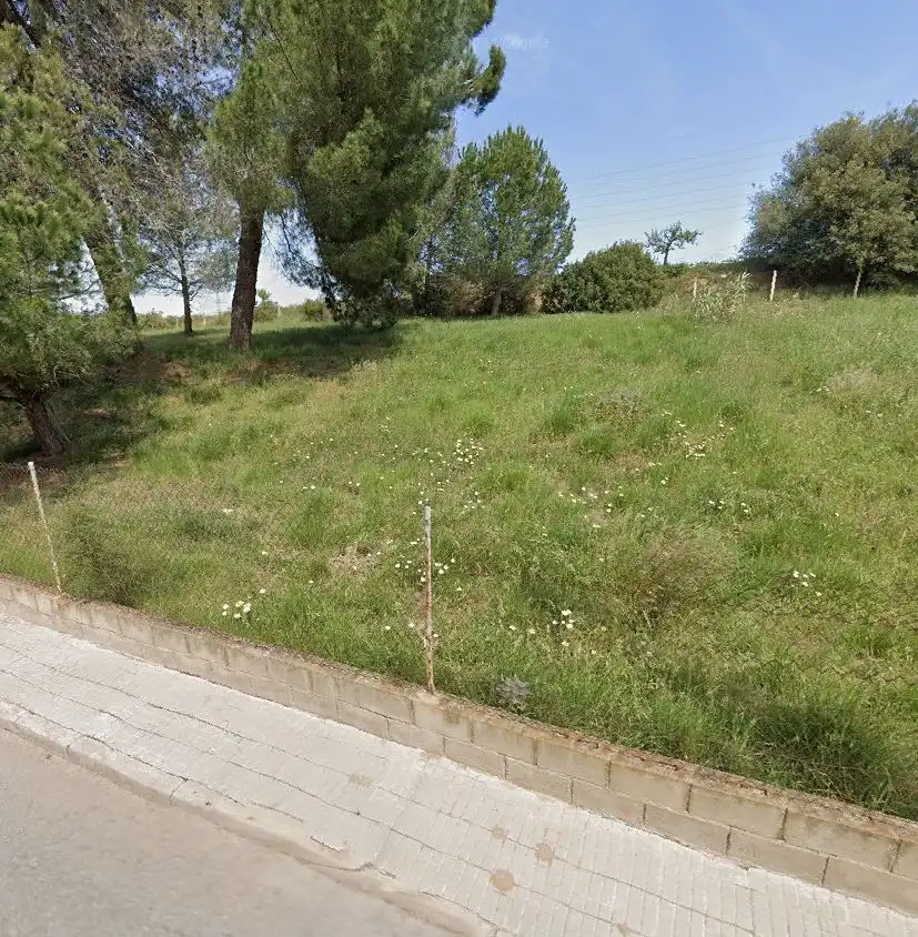 Wohnbaugrundstück zum Verkauf in Carrer Isaac Albéniz 22