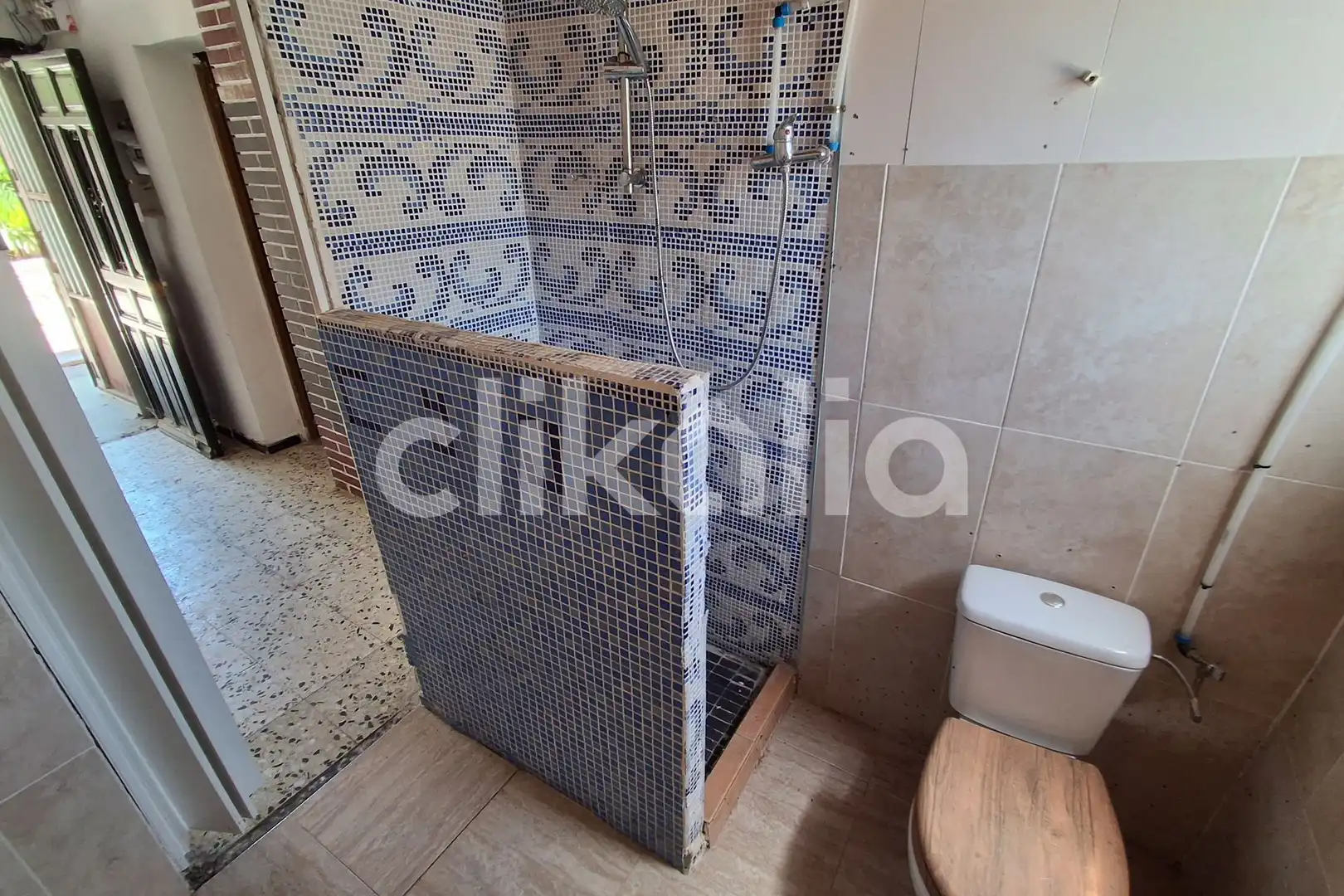 Bany de Casa o xalet en venda en Castellet i la Gornal amb Traster