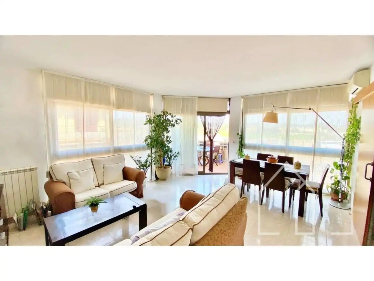 Sala de estar de Ático en venta en Palamós con Calefacción, Terraza y Trastero