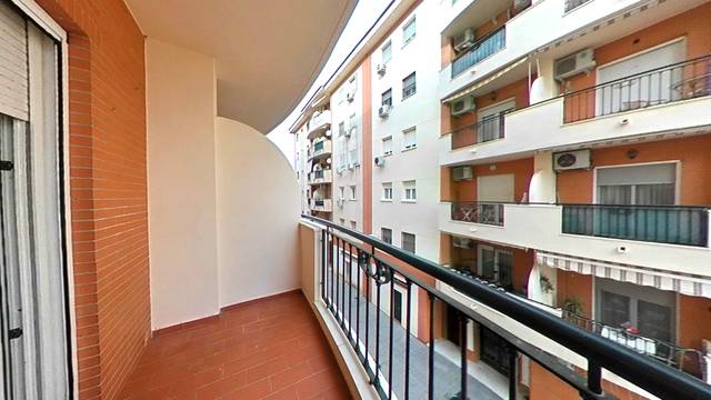 Piso en Venta en Arroyo del Espejo en Salesianos